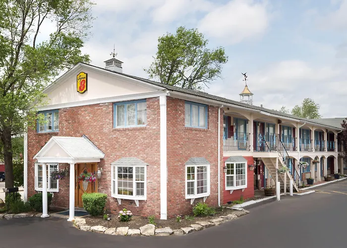 Super 8 By Wyndham Sturbridge